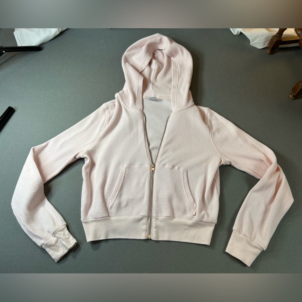 Aritzia TNA Light Pink Textured Zip up jacket with hood